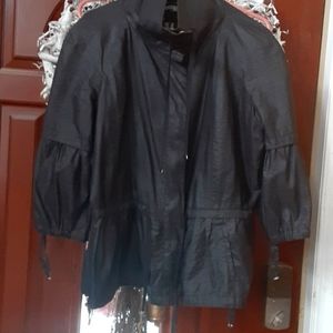 Classy, versatile lightweight jacket perfect for spring thru fall